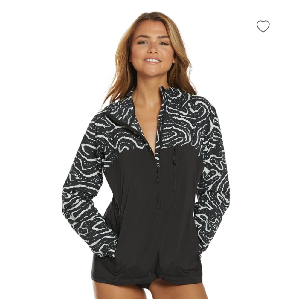 Dakine Women's Reserve Windbreaker